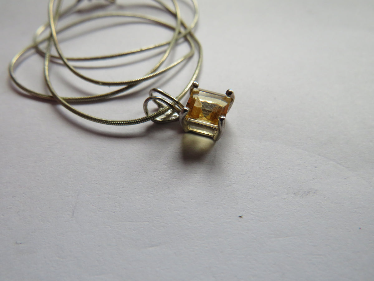 Stylish Ladies Sterling Silver Necklace With Citrine Coloured Stone Pendant