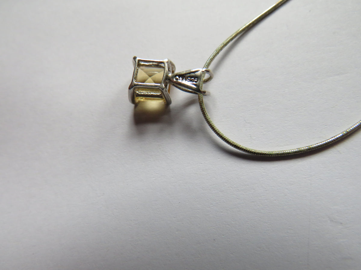 Stylish Ladies Sterling Silver Necklace With Citrine Coloured Stone Pendant