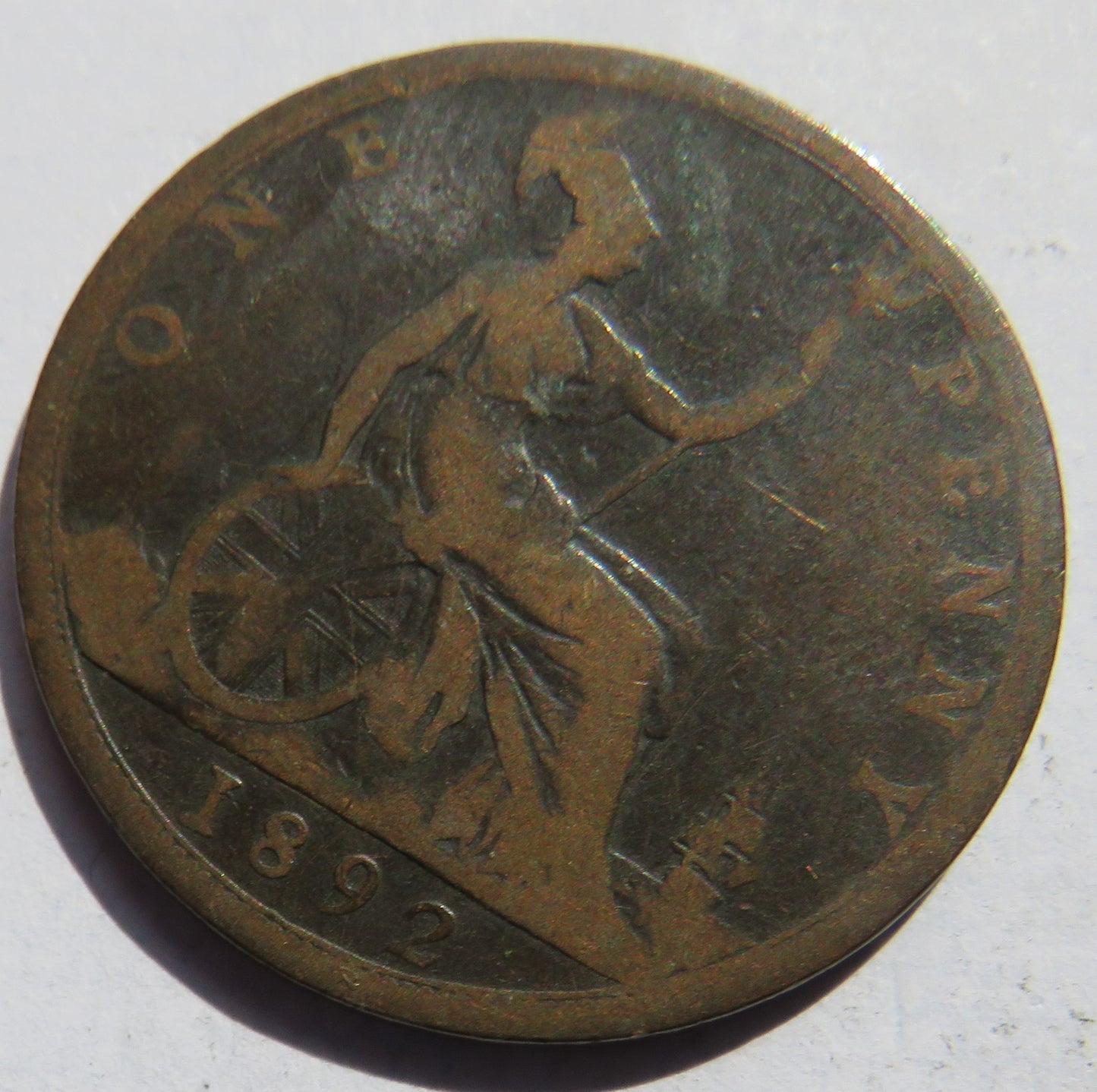 1892 Queen Victoria Bun Head One Penny Coin - Great Britain