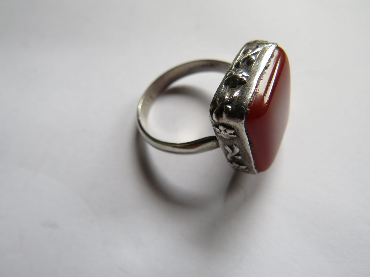 Vintage Sterling Silver & Carnelian Ring - UK Size S & 1/2