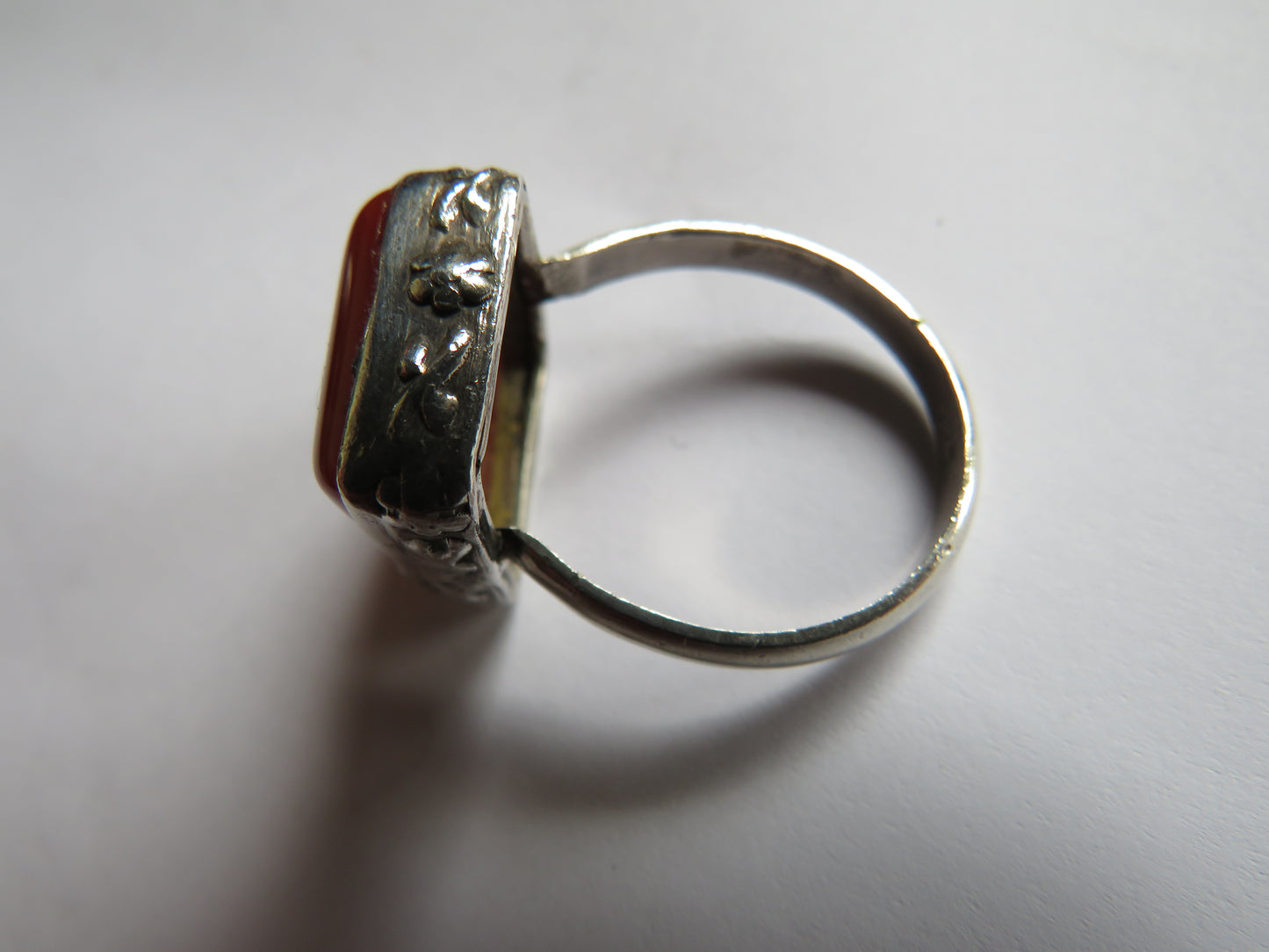Vintage Sterling Silver & Carnelian Ring - UK Size S & 1/2