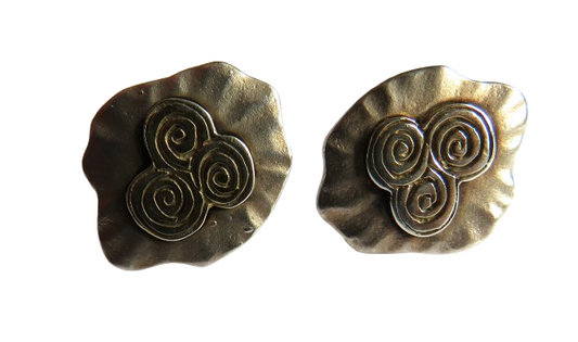 Stylish Pair of Ladies Sterling Silver Earrings