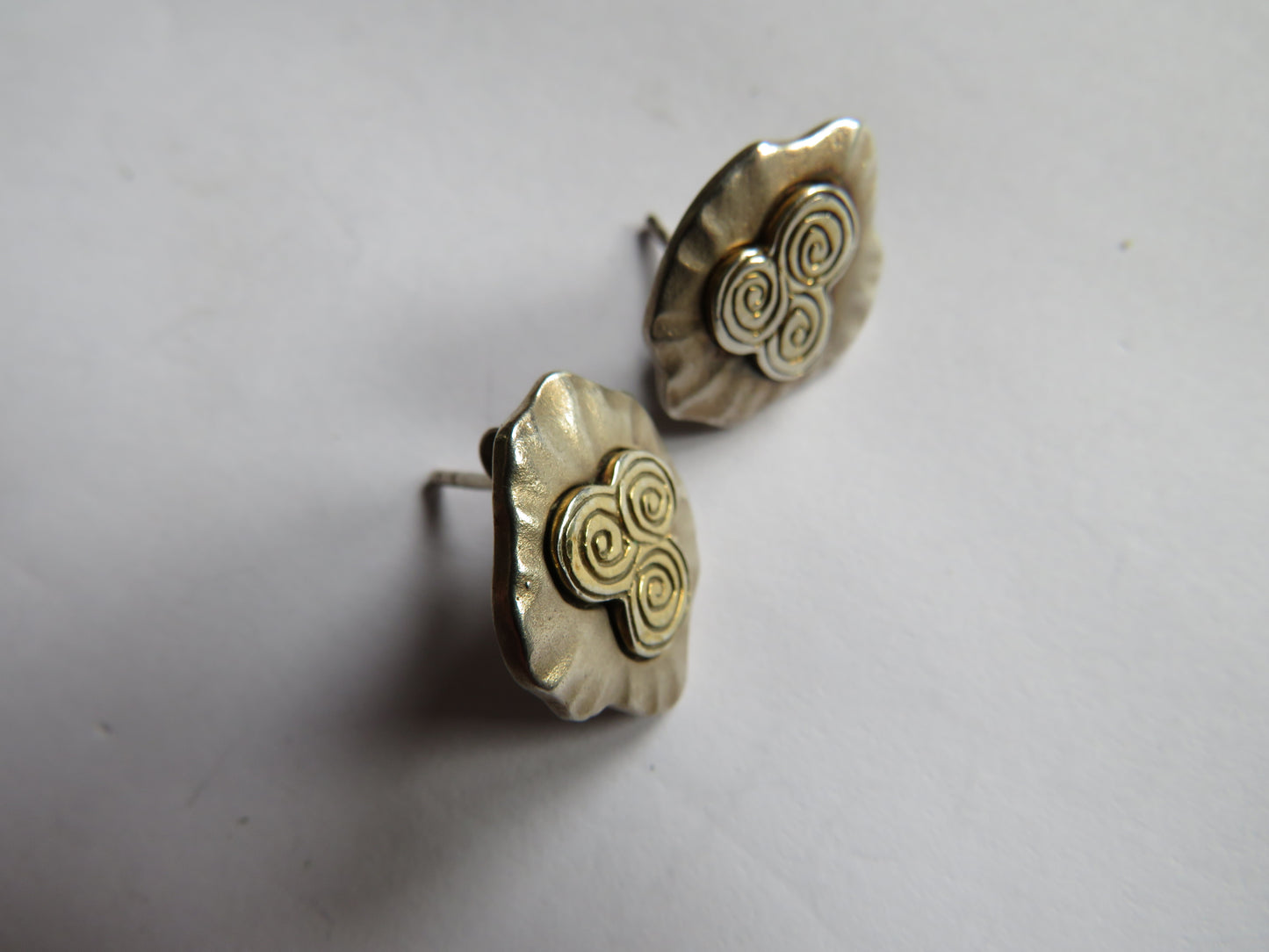 Stylish Pair of Ladies Sterling Silver Earrings