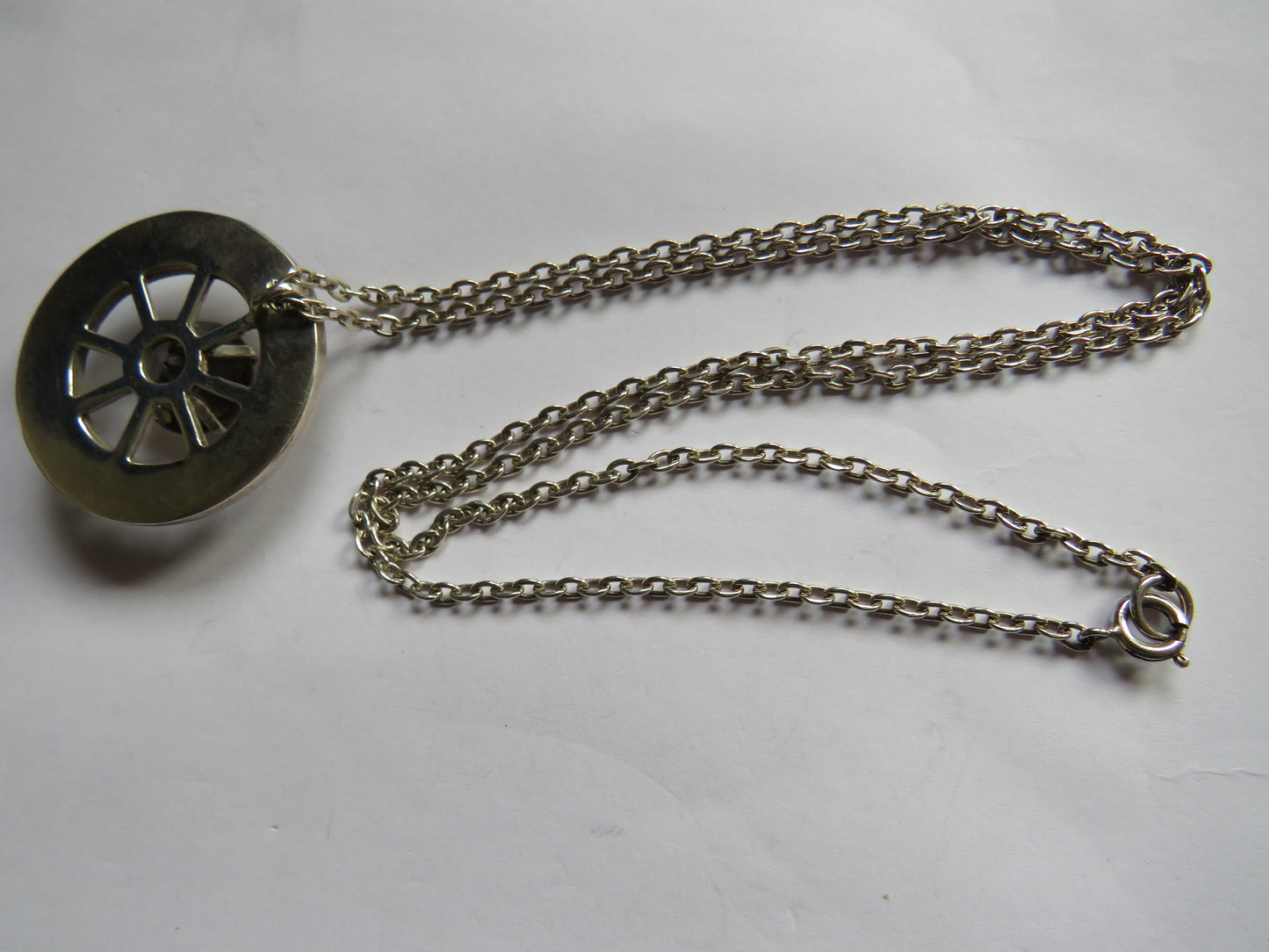 Good Quality Sterling Silver Necklace & Wheel Pendant With Smokey Quartz
