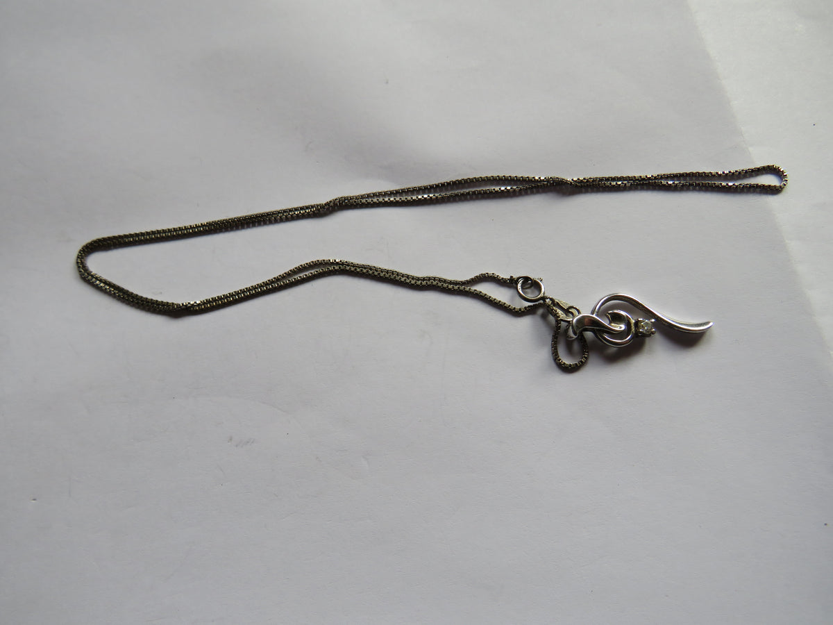 Stylish Ladies Sterling Silver Necklace & Pendant image 5