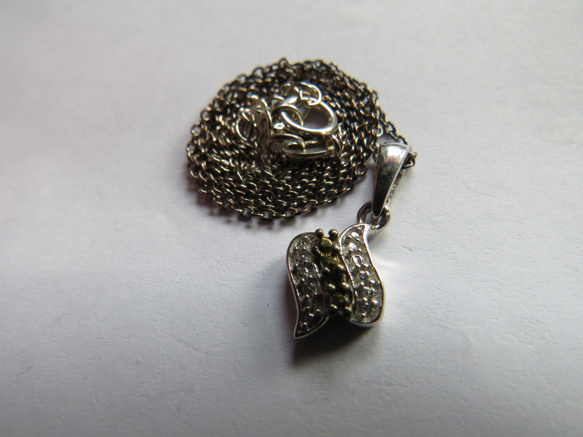 Stylish Ladies Sterling Silver Necklace With Gem Stone Pendant image 3