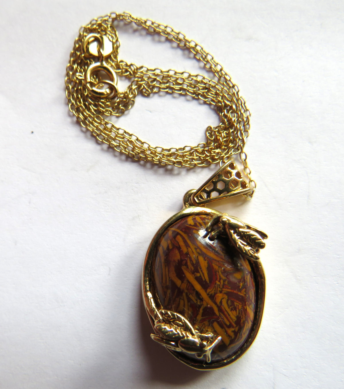 Ladies Gold Plated Sterling Silver Bee Pendant & Necklace image 2
