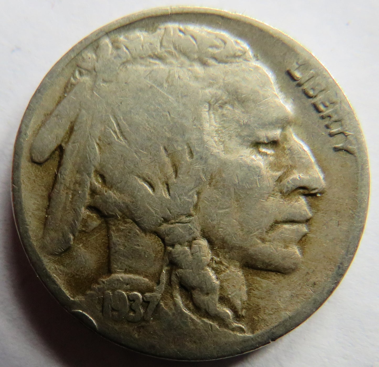 1937 USA Buffalo Nickel / 5 Cents Coin