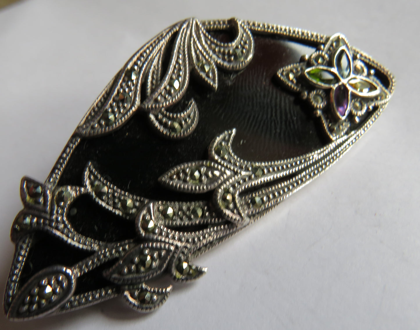 Stylish Ladies Sterling Silver, Black Stone, Marcasite & Floral Gem Stone Brooch