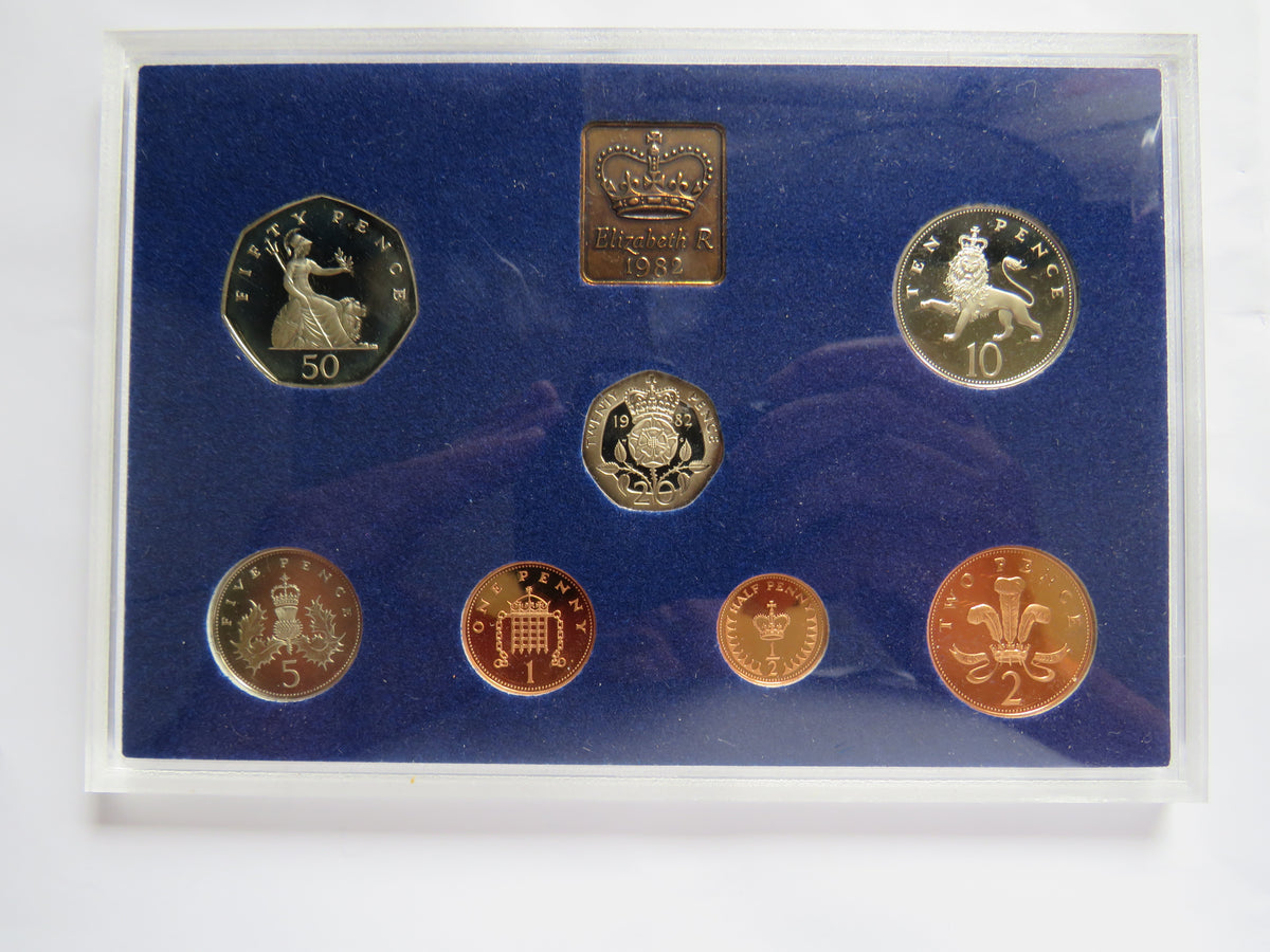 1982 The Coinage of Great Britain & Northern Ireland Proof Set By The Royal Mint