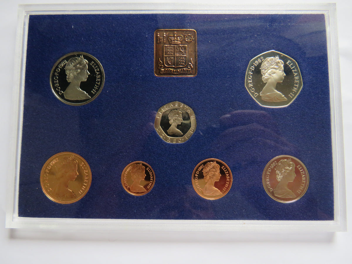 1982 The Coinage of Great Britain & Northern Ireland Proof Set By The Royal Mint
