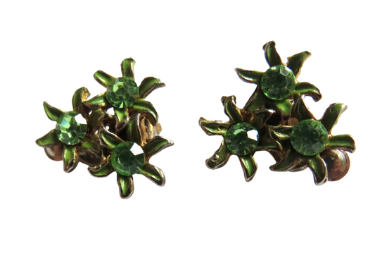Vintage Ladies Floral Green Clip On Earrings