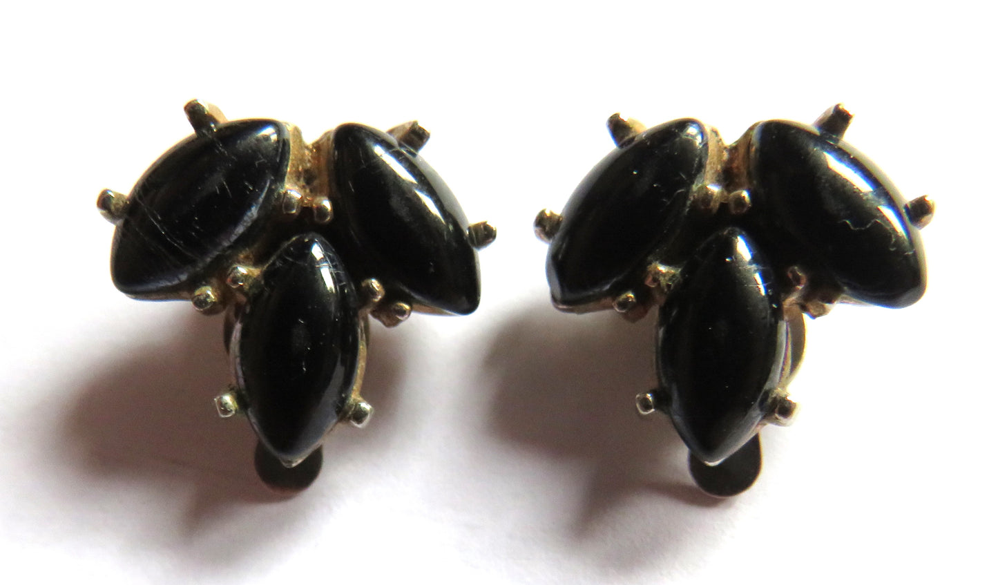 Vintage Ladies Black Stone Clip on Earrings