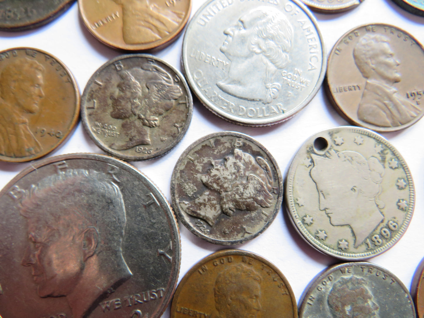 A Good Collection of Old Coins From The USA Inc Silver Dimes