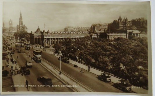 Vintage Postcard Of Princess Street Looking East, Edinburgh