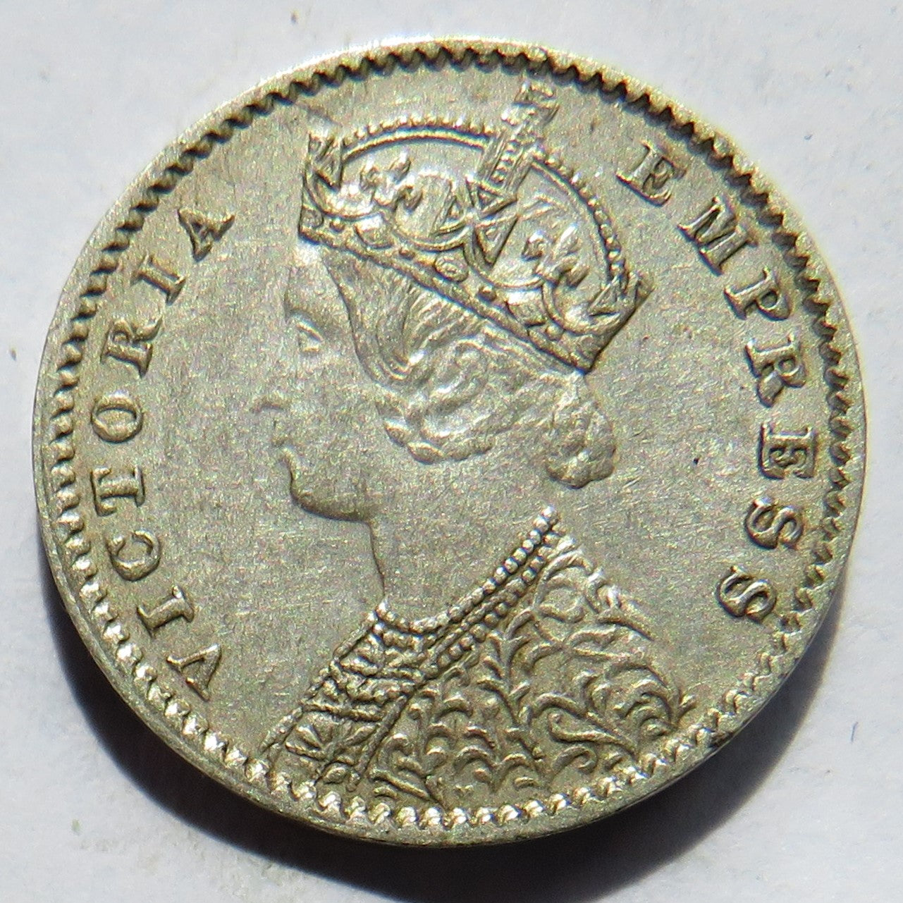 1901 Queen Victoria India Silver 2 Annas Coin