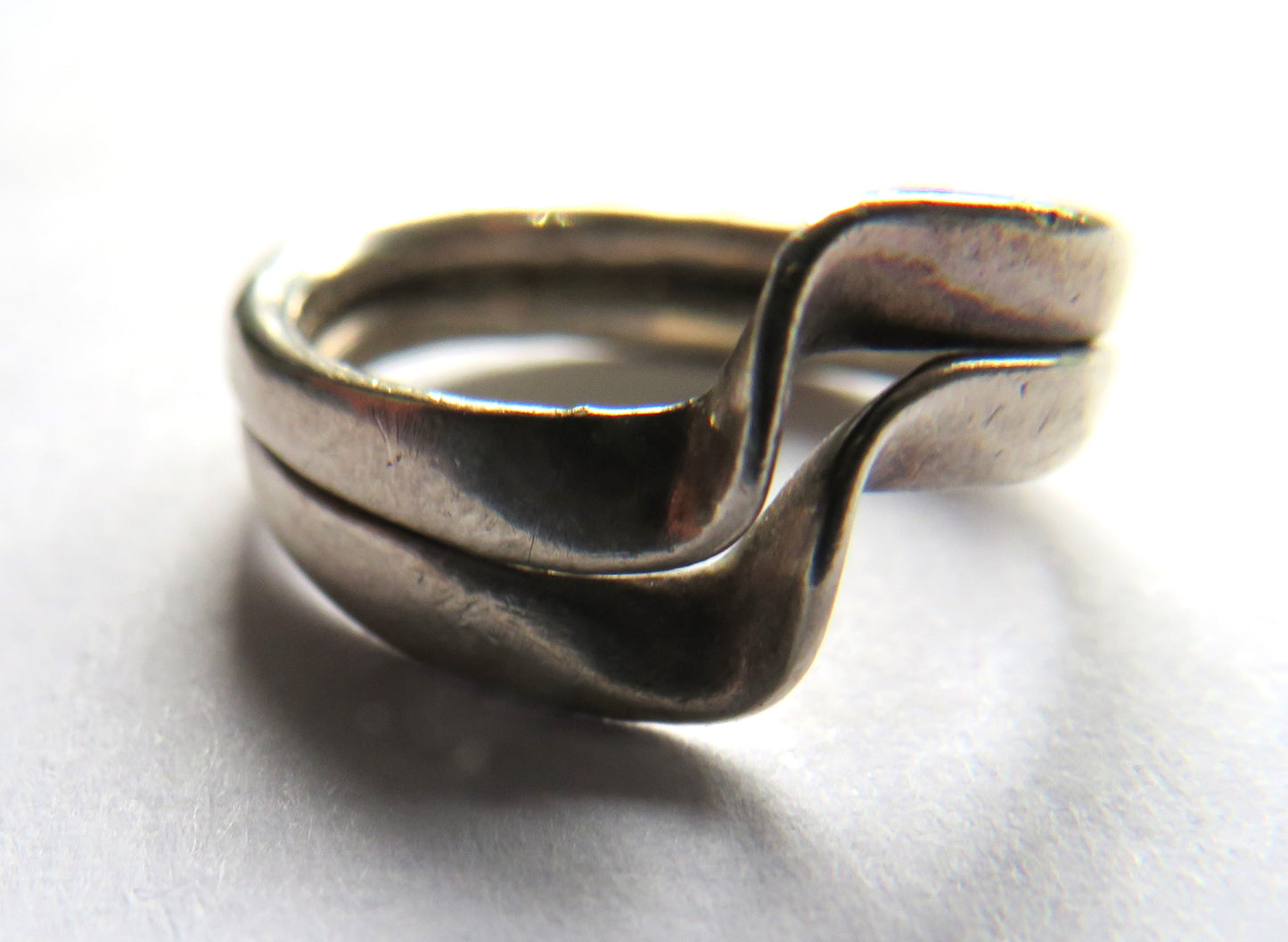 Sterling Silver Ladies Ring Fully Hallmarked - UK Size M
