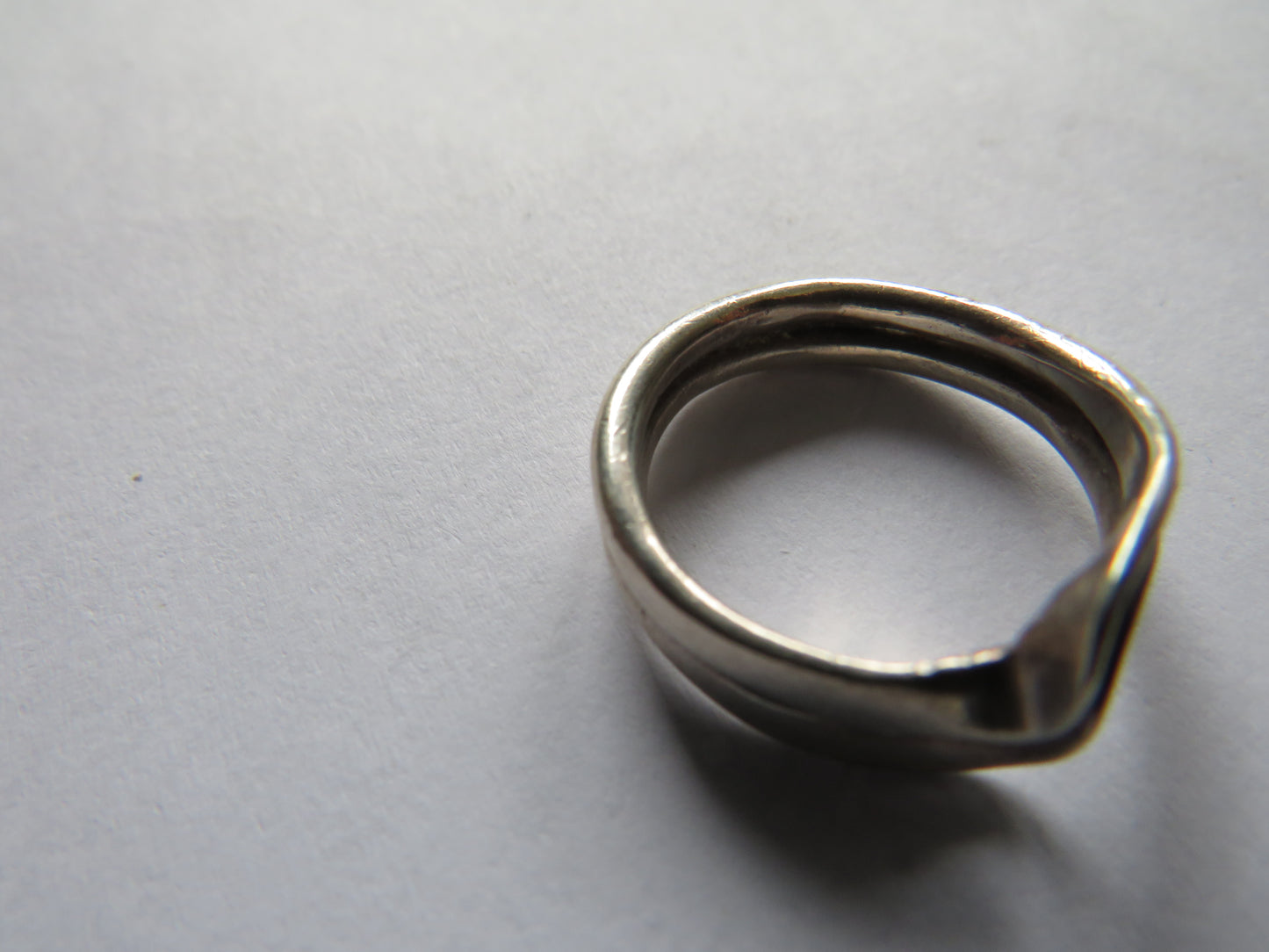 Sterling Silver Ladies Ring Fully Hallmarked - UK Size M
