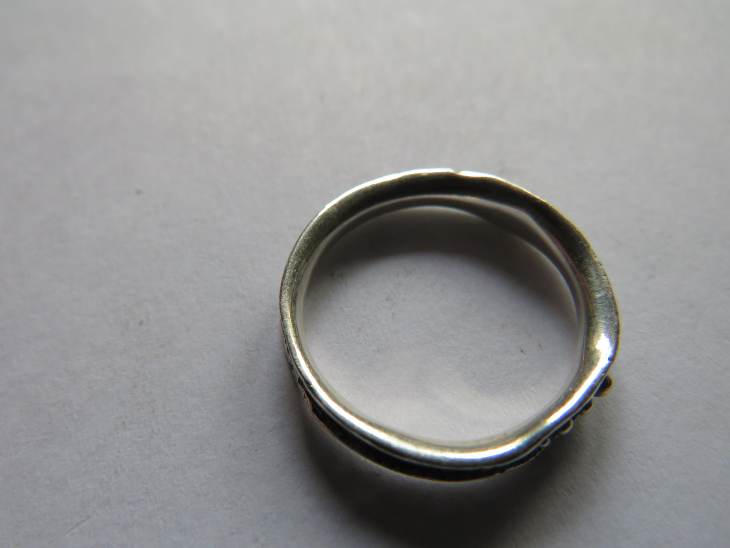 Ladies Sterling Silver Ring - UK Size O