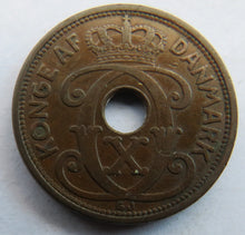 Load image into Gallery viewer, 1927 Denmark 2 Ore Coin
