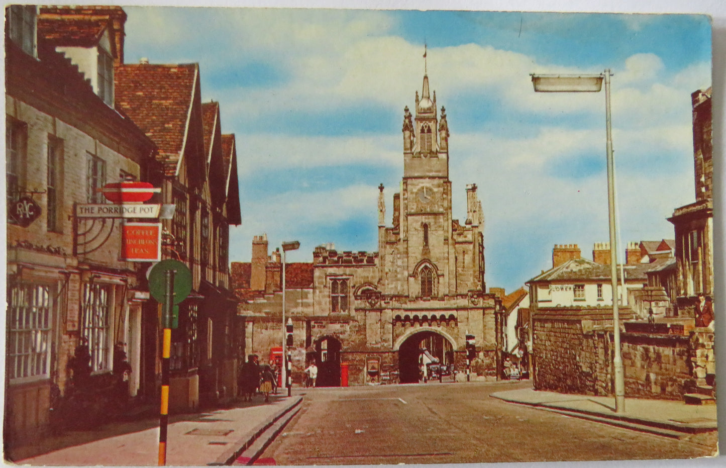 Vintage Postcard of Eastgate, Warwick, "Valchrome" 1315V Style Postcard