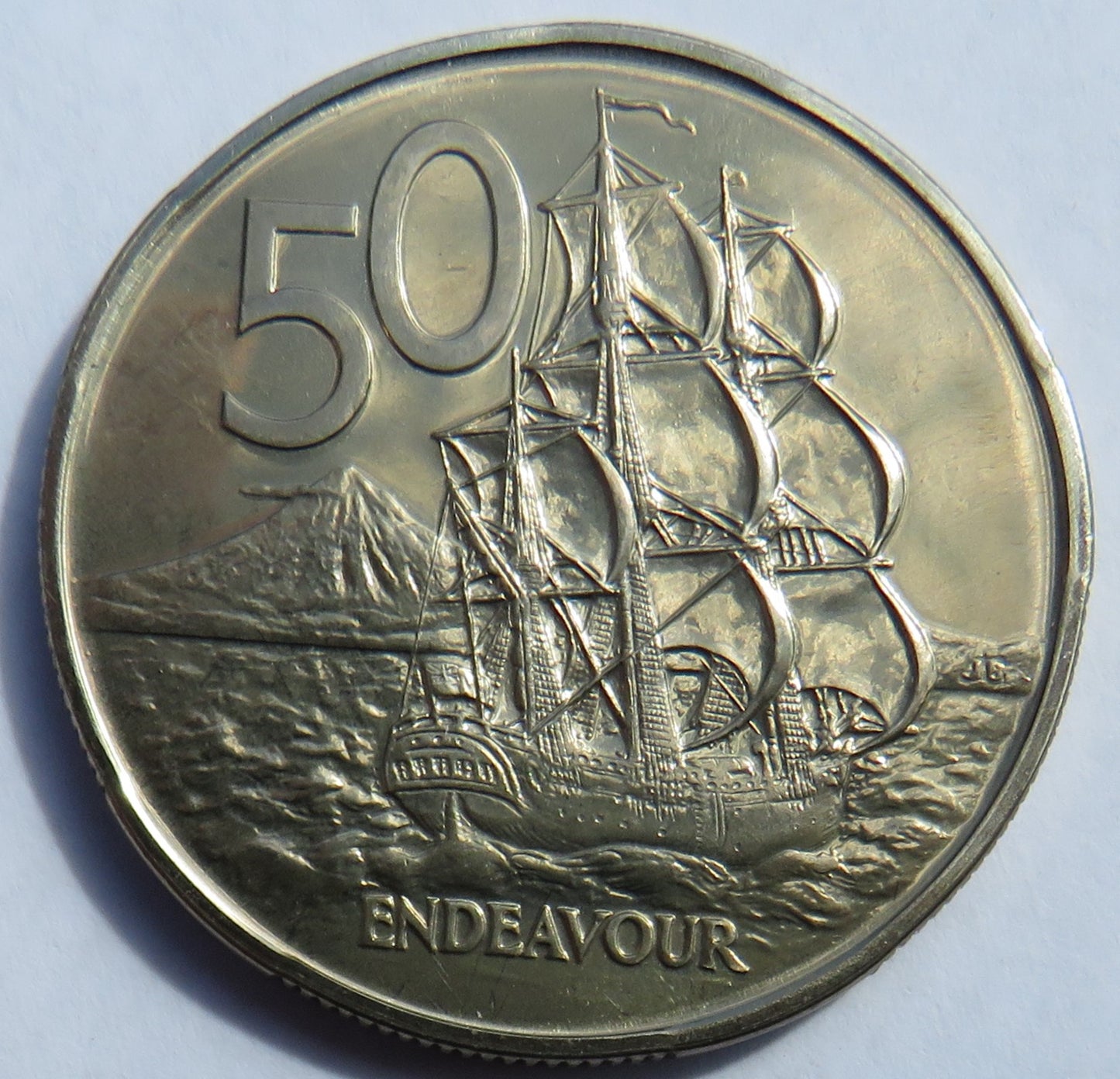 1970 Queen Elizabeth II New Zealand 50 Cents Coin In High Grade