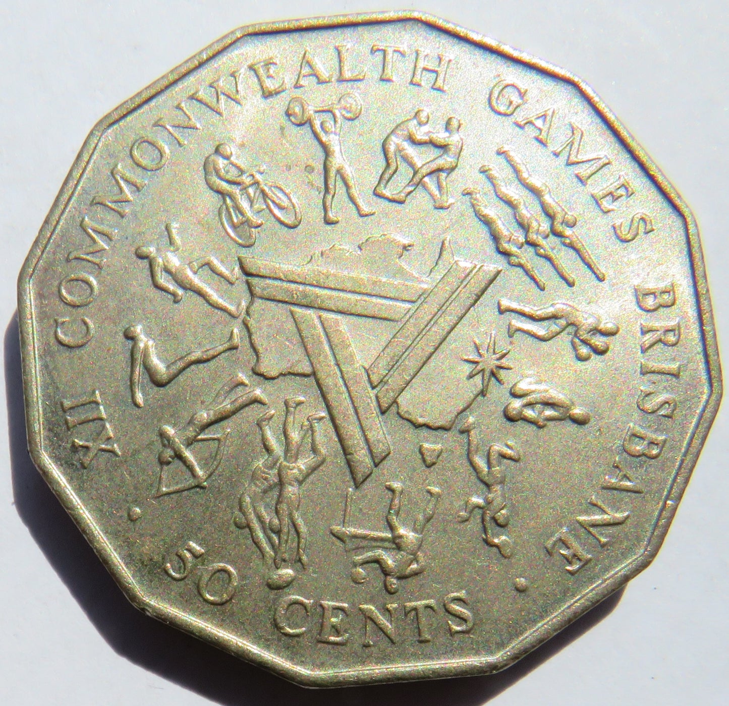 1982 Queen Elizabeth II Australia 50 Cents Coin Brisbane Commonwealth Games