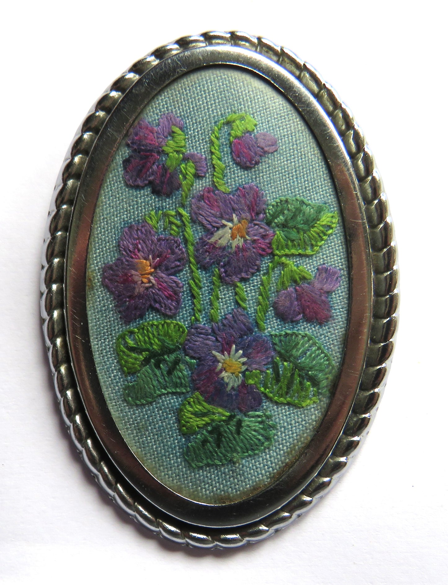 Vintage Embroidered Floral Ladies Brooch