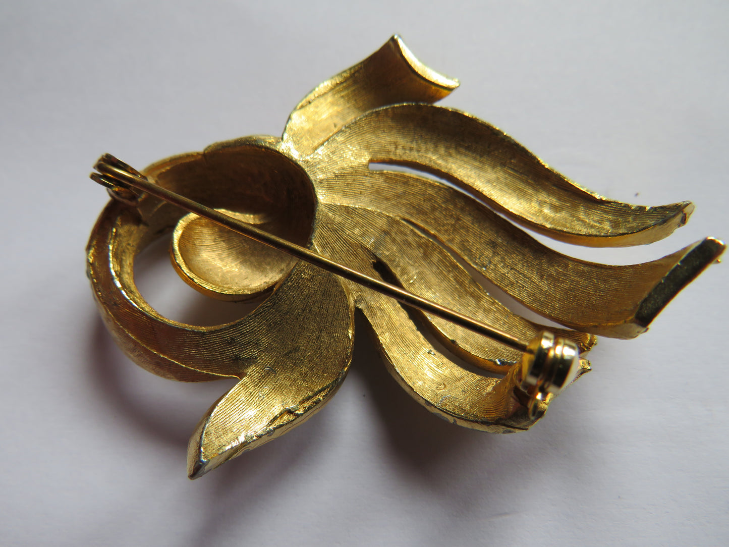 Vintage Goldtone & Turquoise Ladies Brooch By Spinx