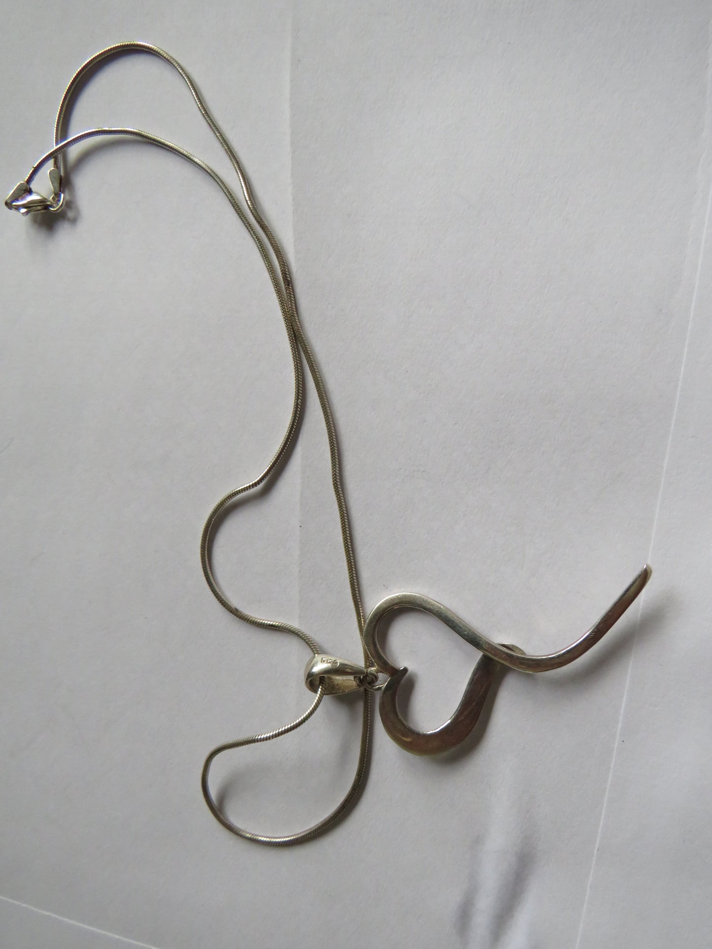 Ladies Sterling Silver Necklace & Pendant In Heart Design