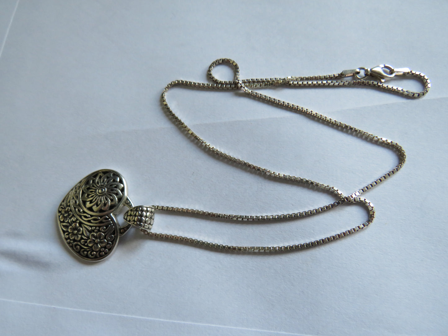 Ladies Sterling Silver Necklace & Pendant In Heart Design By ATI