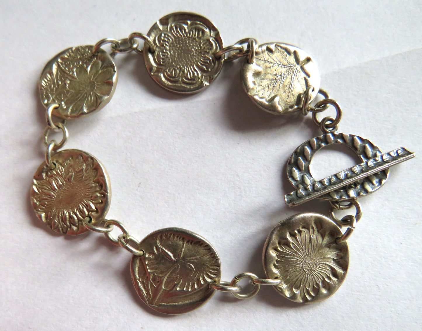 Ladies Sterling Silver Floral Design Bracelet