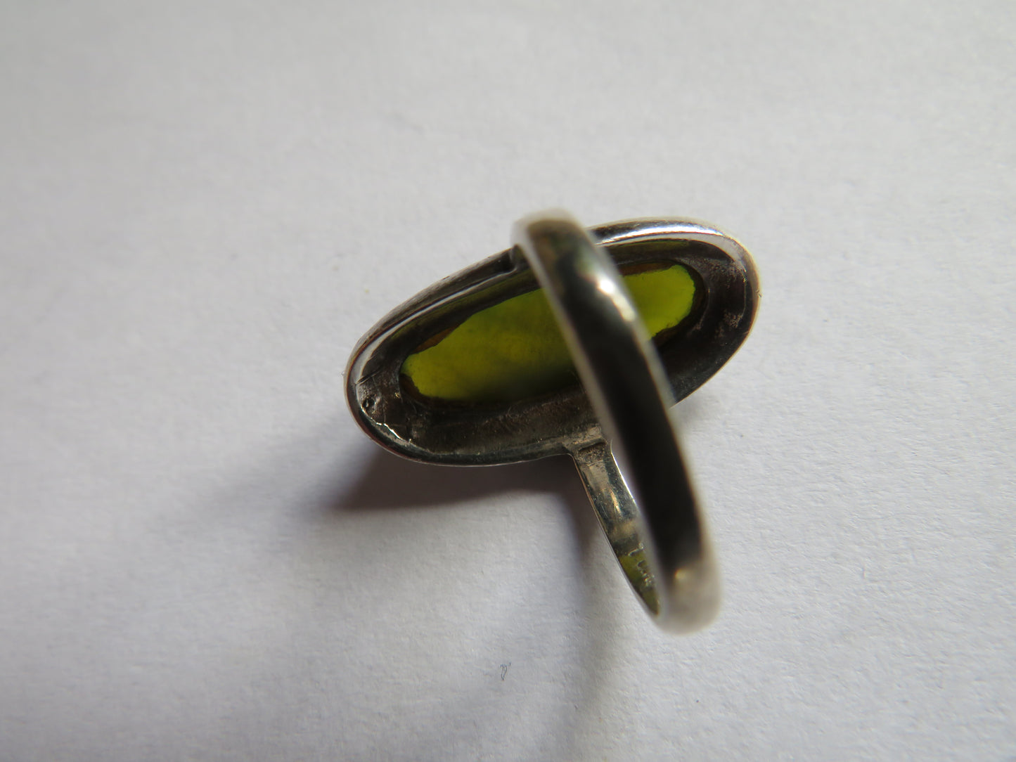 Vintage Ladies Silver & Green Stone Ring - UK Size M