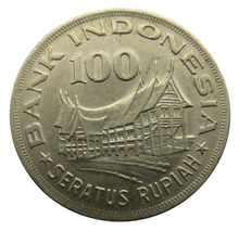 Load image into Gallery viewer, 1978 Indonesia 100 Rupiah Coin
