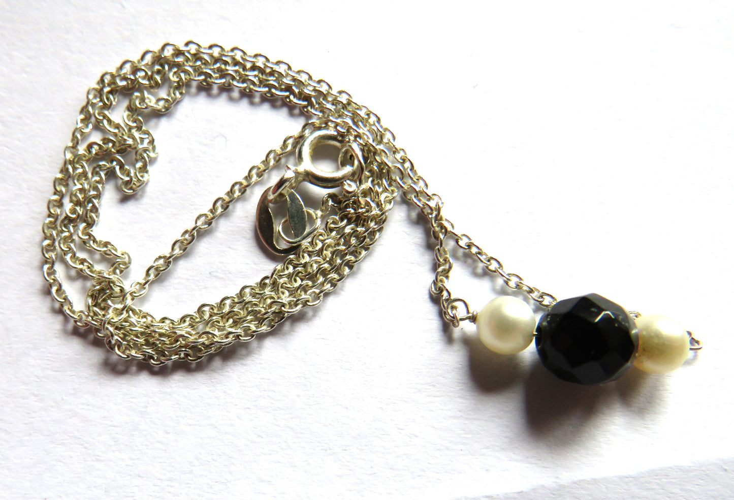 Ladies Sterling Silver Necklace & Pearl & Black Stone Pendant
