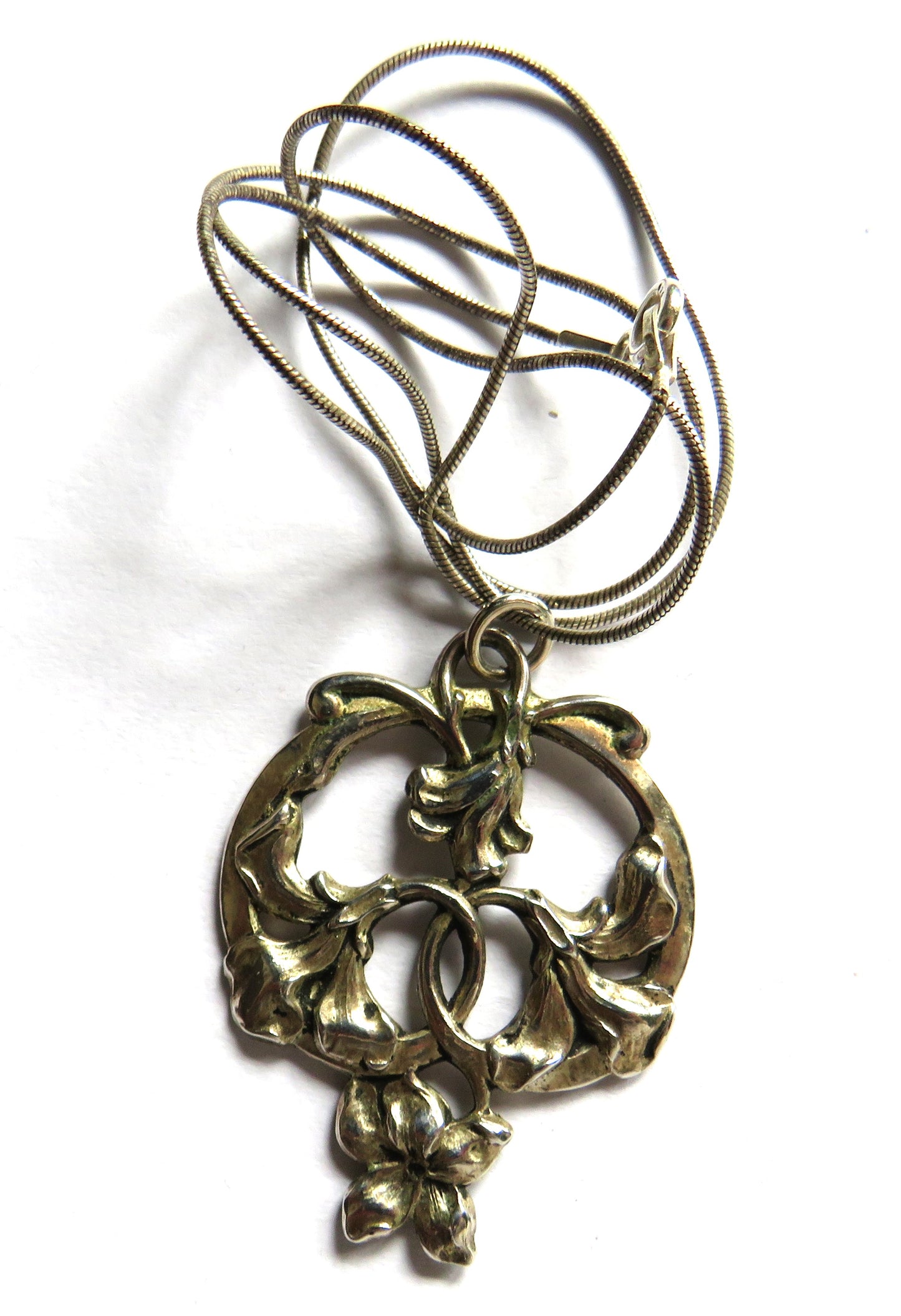 Ladies Sterling Silver Necklace & Pendant