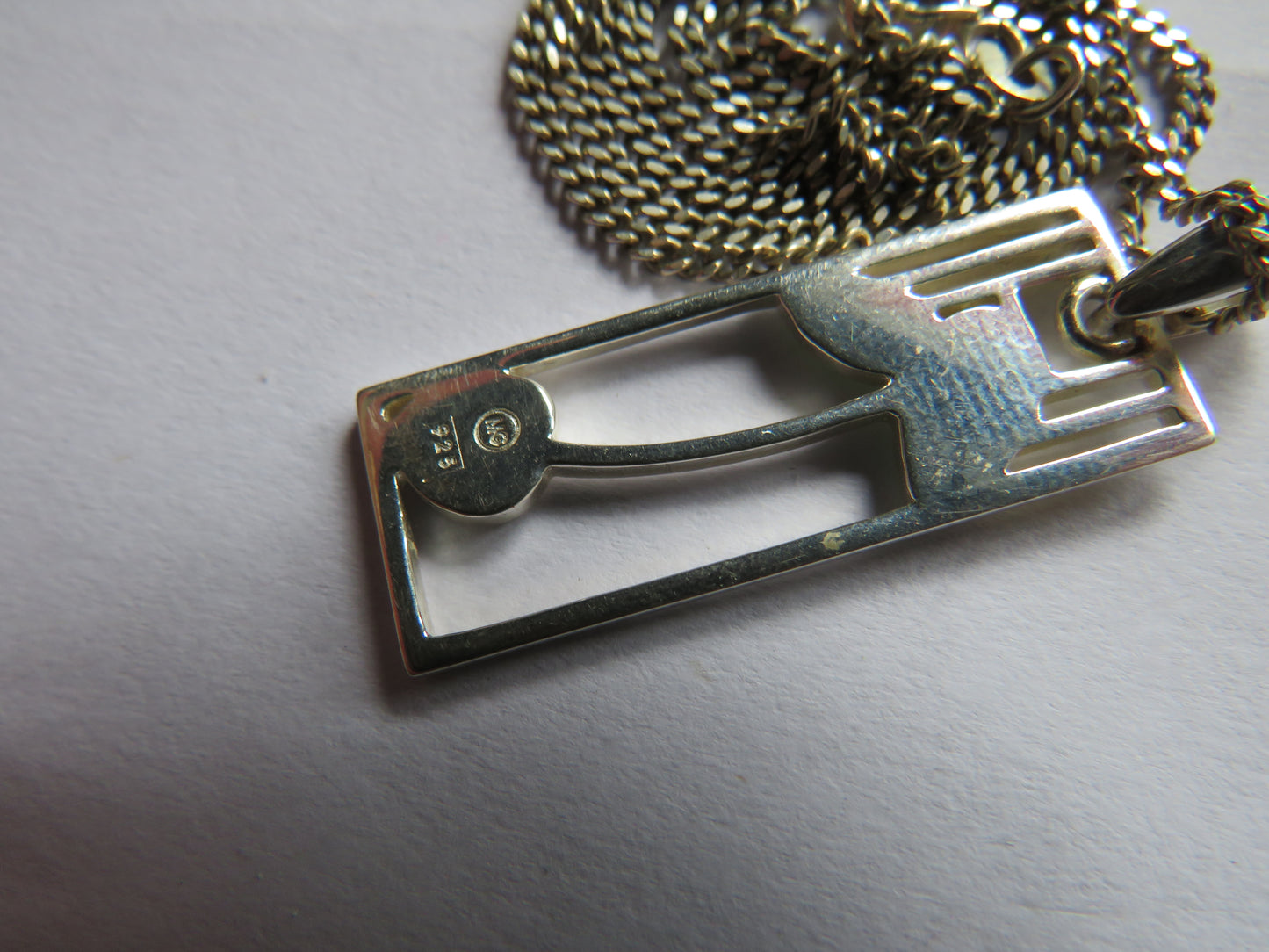 Good Quality Sterling Silver Necklace & Pendant By Malcolm Gray Ortak In Mackintosh Style