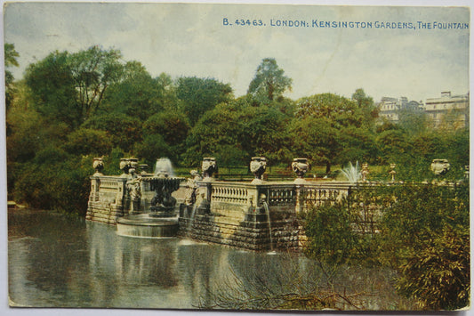 Vintage Postcard of London: Kensington Gardens The Fountain, 1918