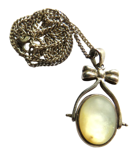 Ladies Sterling Silver Necklace & Pendant With Spinning Black / White Pendant