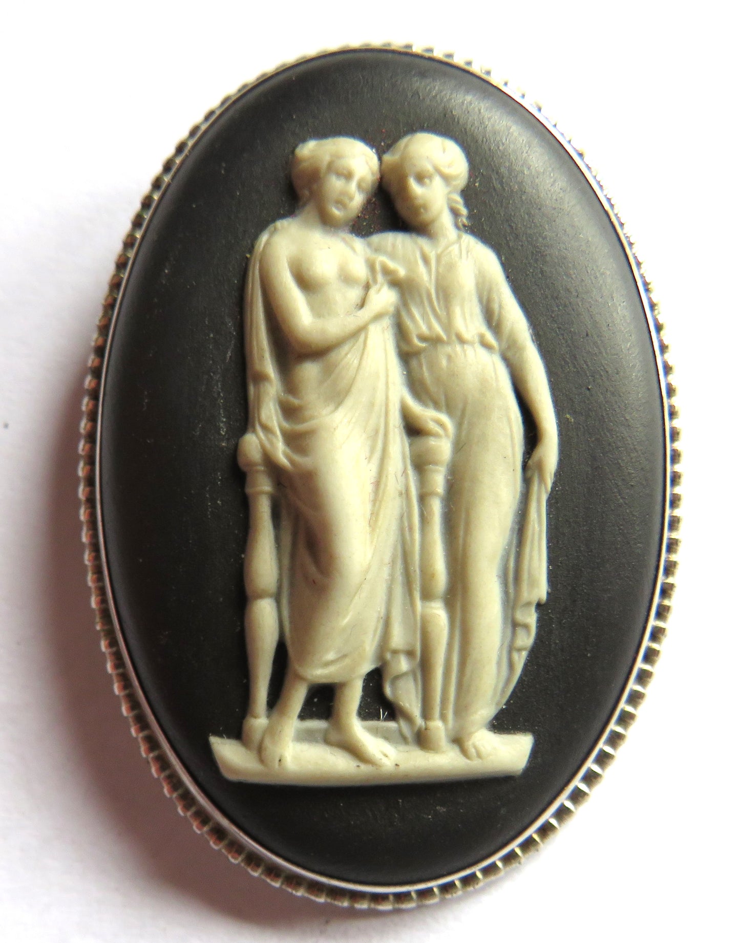 Vintage Ladies Wedgwood Silver Mounted Brooch