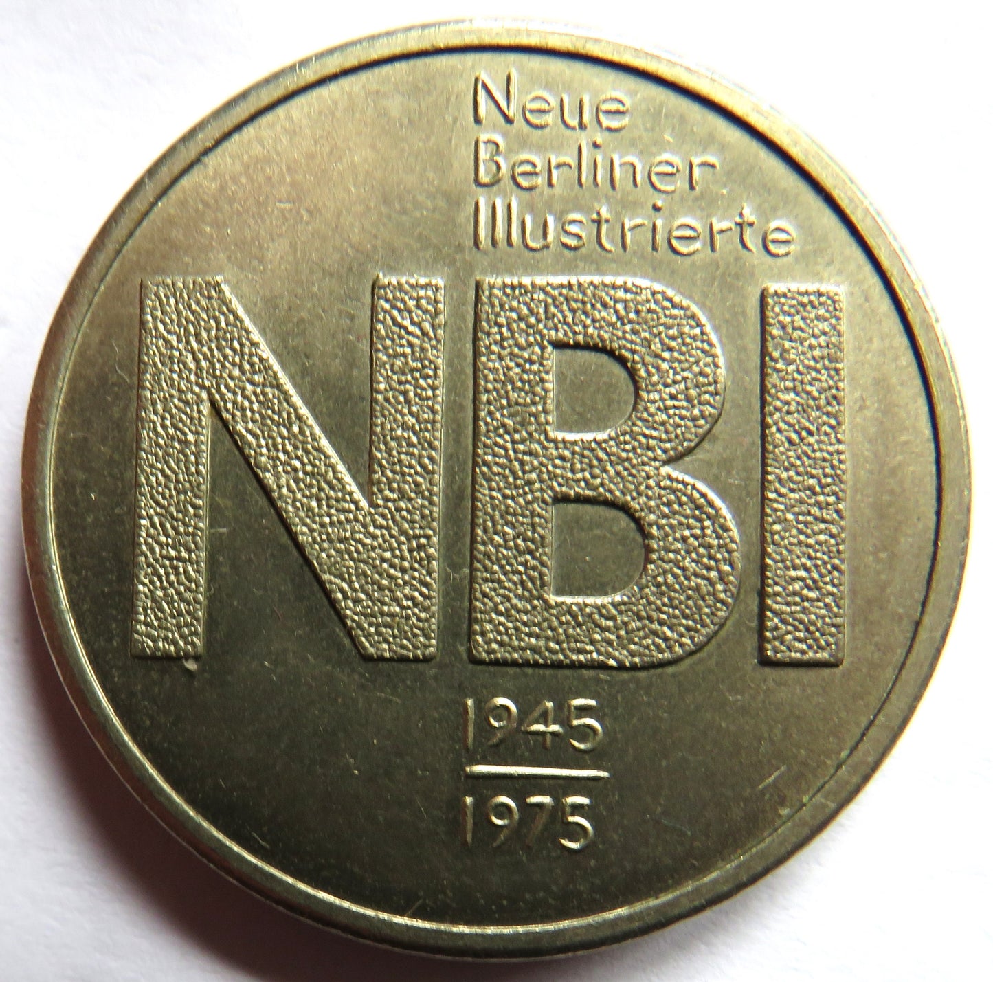 1945-1975 Neue Berliner Illustrierte Deutsche Demokratische Republik Medal