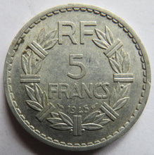 Load image into Gallery viewer, 1945 France 5 Francs Coin
