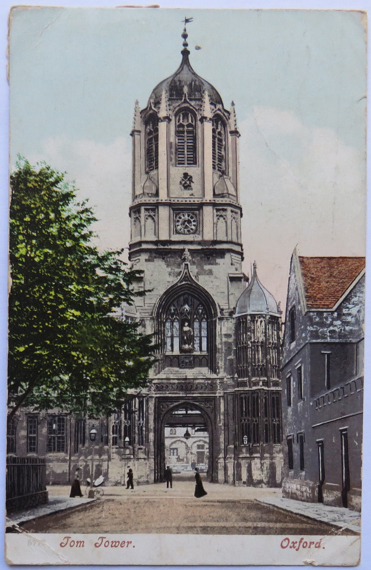 Vintage Postcard of Tom Tower, Oxford