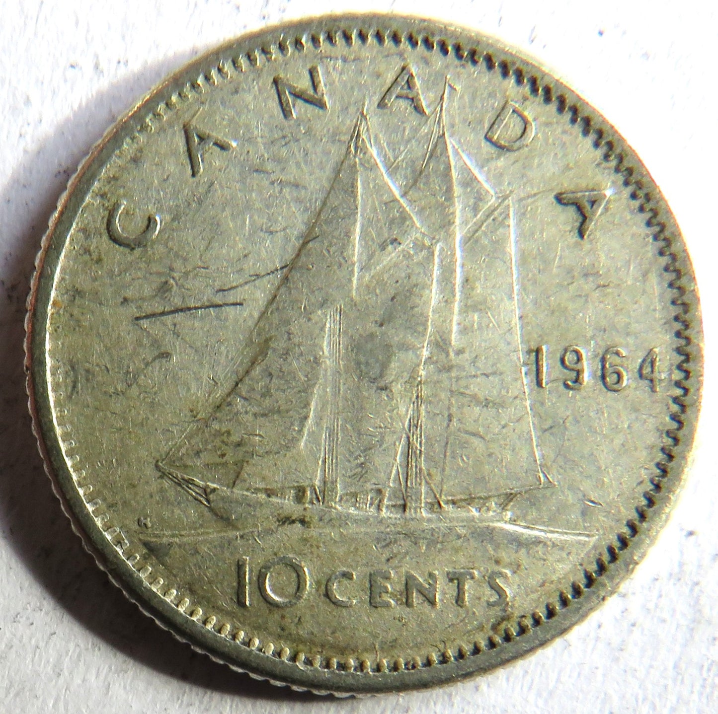 1964 Queen Elizabeth II Canada Silver 10 Cents Coin