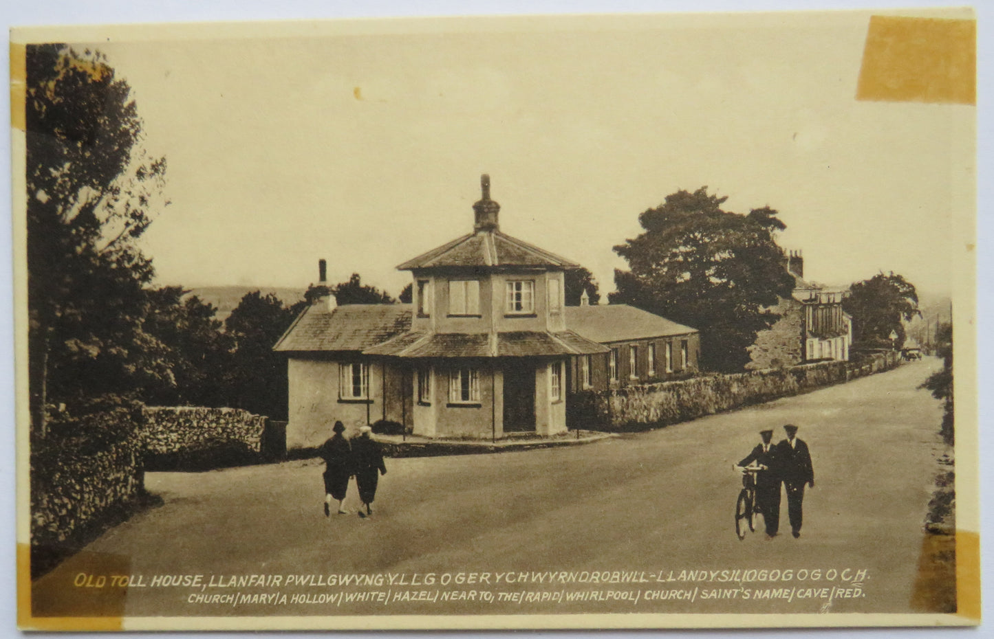 Vintage Postcard of Old Toll House, Llanfairpwllgwyngyllgogerychwyrndrobwll-llandysiliogogogoch