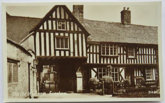 Vintage Postcard of The Old Vicarage, Evesham