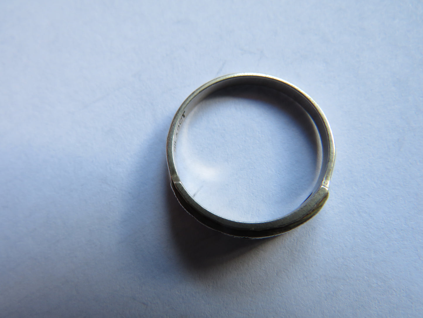 Ladies Silver & 9ct Gold Ring - UK Size - P