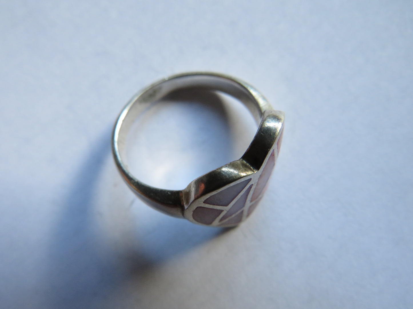 Ladies Sterling Silver & Pink Mother of Pearl Heart Shaped Ring UK Size R