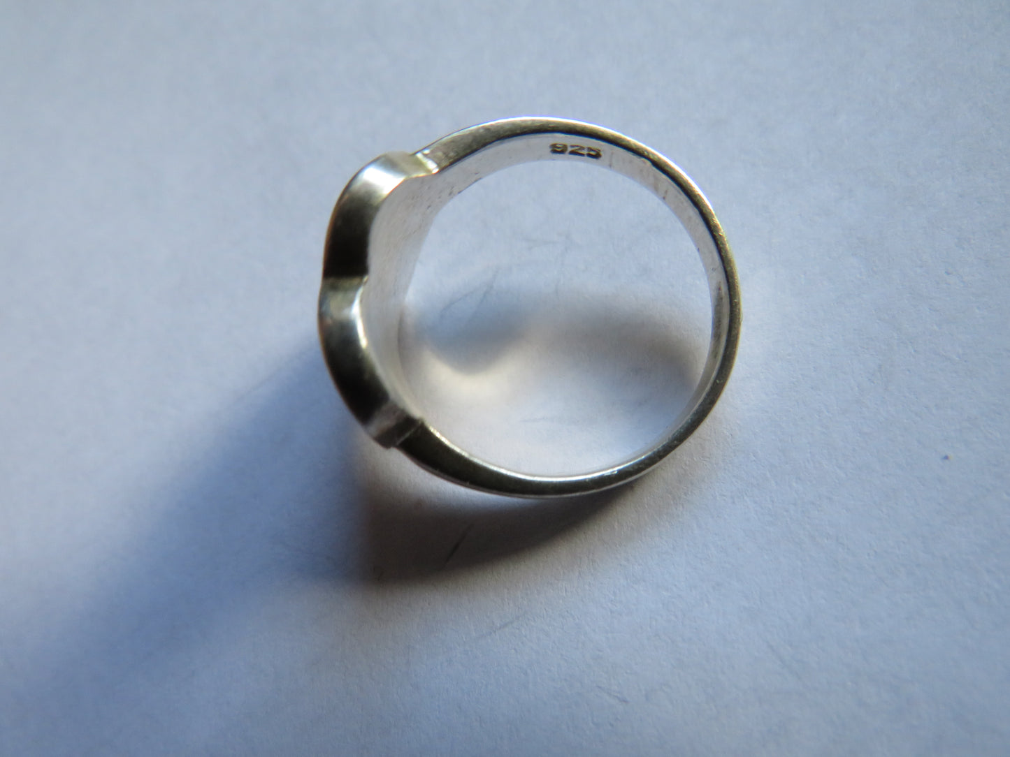 Ladies Sterling Silver & Pink Mother of Pearl Heart Shaped Ring UK Size R
