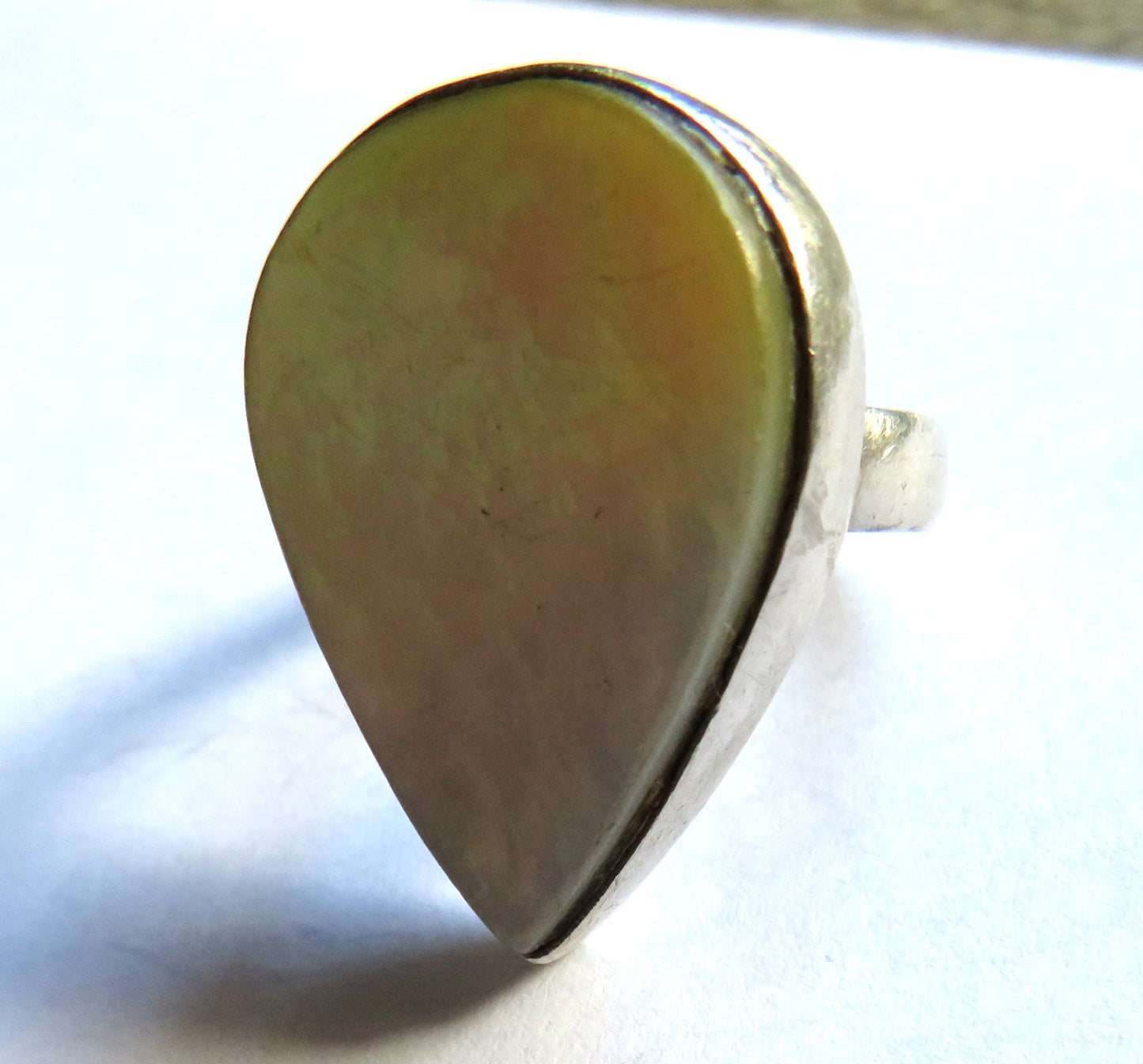 Ladies Sterling Silver & Mother of Pearl Ring UK Size - O 1/2